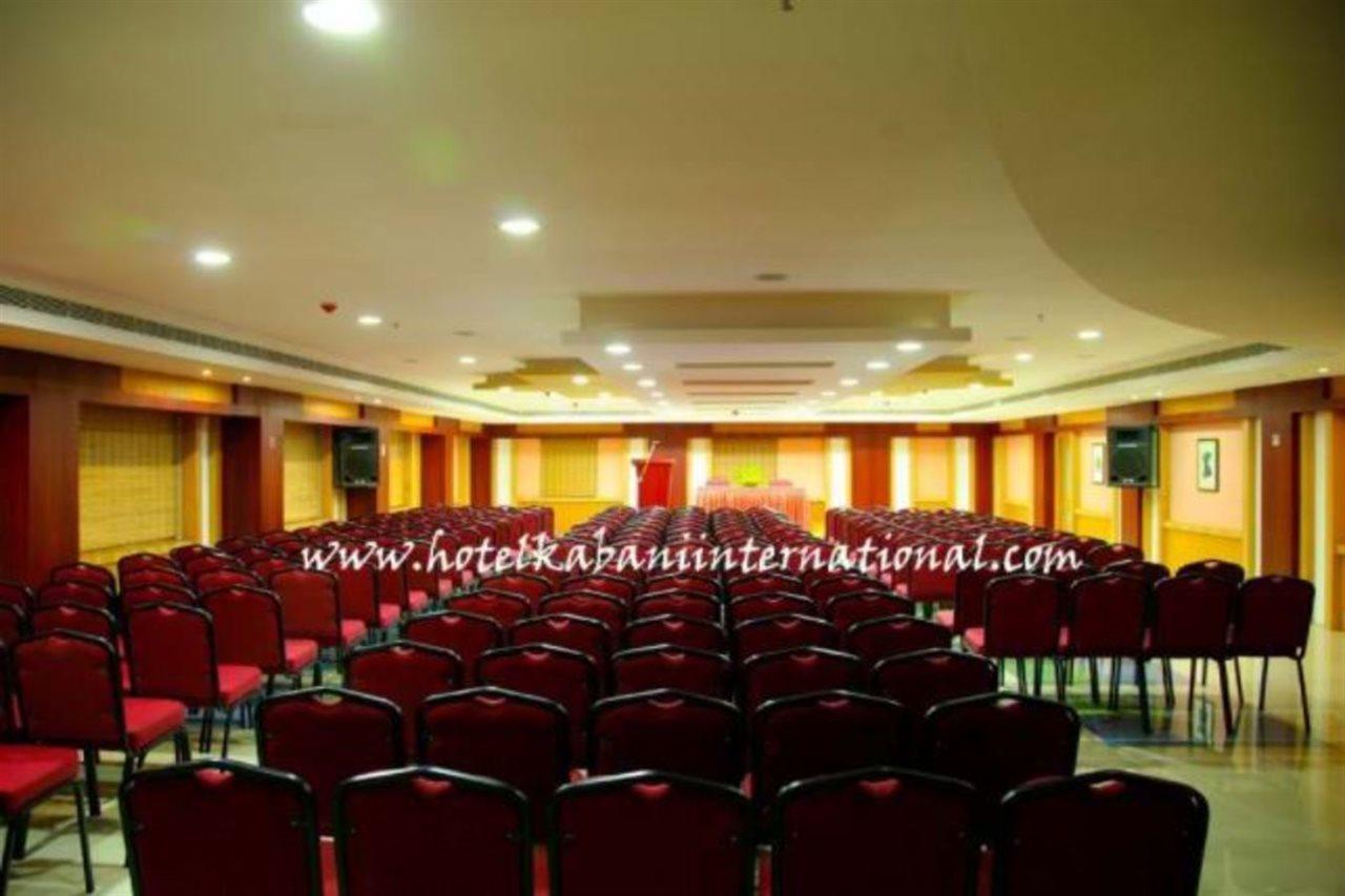 Hotel Kabani International Muvattupuzha Exterior photo